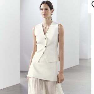Zara Cream Sleeveless Vest